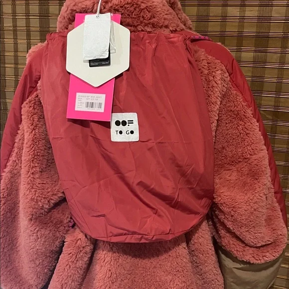 OOF Eco Fur women’s jacket! So cute and cozy! - Picture 9 of 9